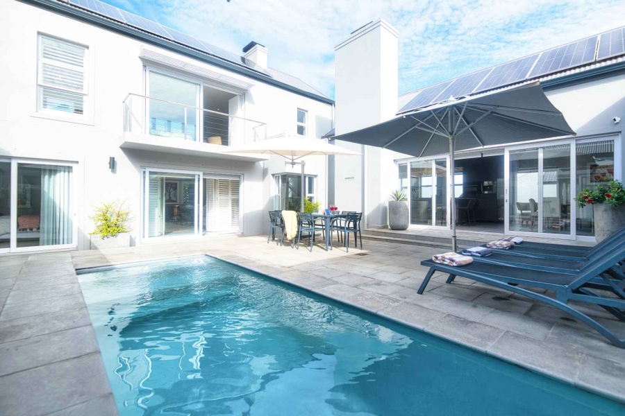 4 Bedroom Property for Sale in Hemel en Aarde Estate Western Cape
